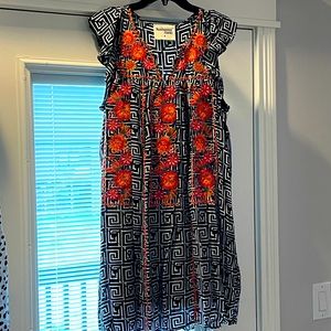 Savanna James medium black and white dress